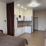 рядом золотой берег *