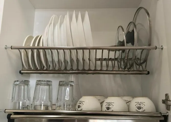 рядом золотой берег